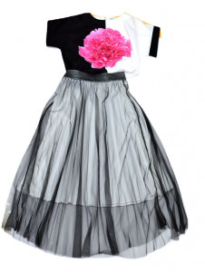 Bluza alb cu negru cu bujor