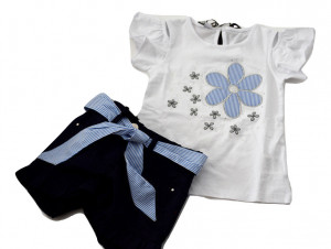 Tricou fete , IDO , alb , cu o margareta deosebita