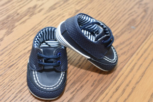 Botosi de botez bebe baiat din piele eologica bleomarin