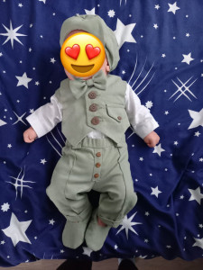 Costum din in , 5 piese, ou rata