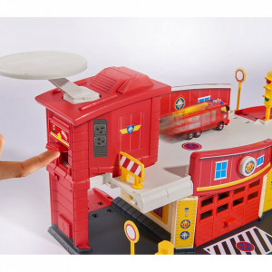 Pista de masini Dickie Toys Fireman Sam Fire Rescue Center cu elicopter si accesorii