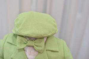 Costum de botez cu sacou verde din in 5 piese