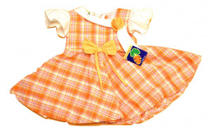 Rochie in carouri cu maneca scurta