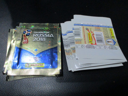 10 punih kesica FIFA World Cup Russia 2018 Panini