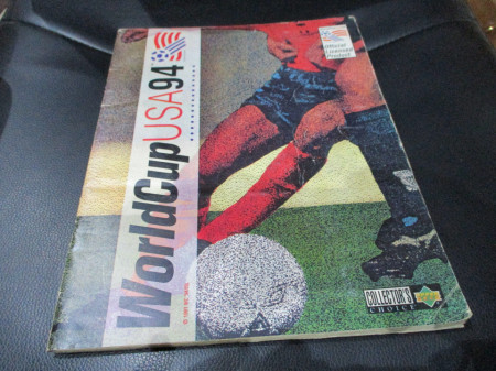 Kompletno popunjen album USA 94 Upper Deck
