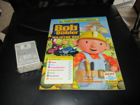 Prazan album i kompletan set sličica Majstor Bob Panini