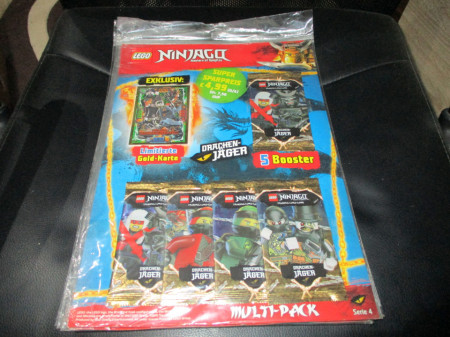 Starter Pack sa 5 punih kesice kartica + zlatna kartica Lego Ninjago Blue Ocean