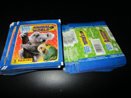 37 punih kesica Animal world Svet životinja Panini