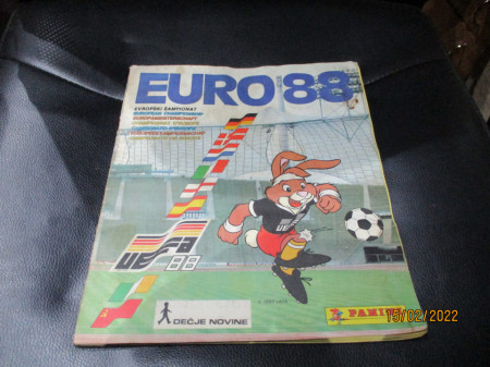 Kompletno popunjen album UEFA EURO 88 Panini