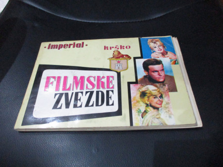 Kompletno popunjen album Filmske zvezde Imperijal Krško