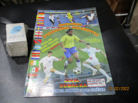 Prazan album i kompletan set sličica Svetsko prvenstvo Nemačka 2006 AS Sport