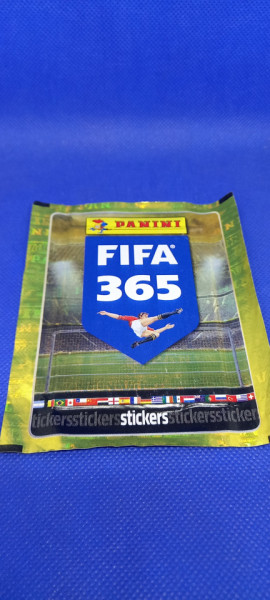Puna kesica FIFA 365 2016 Panini