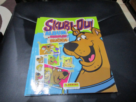 Prazan album Skubi Du Panini