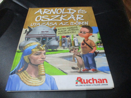 Kompletno popunjen album Arnold i Oskar Auchan