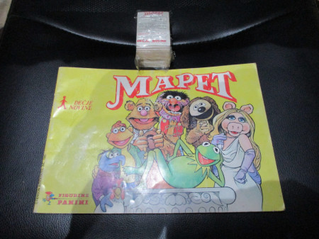 Prazan album i sličice Mapet Panini DN