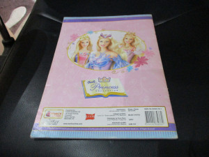 Kompletno popunjen album Barbie Princess Merlin