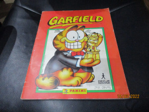Kompletno popunjen album Garfield Panini