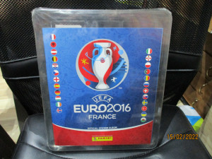 Prazan album i kompletan set sličica EURO 2016 Panini