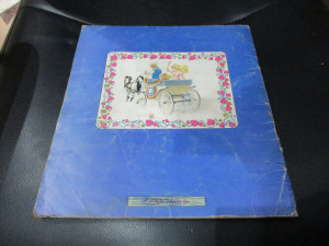 Kompletno popunjen album Barbie Panini
