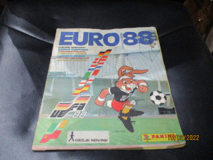 Kompletno popunjen album UEFA EURO 88 Panini