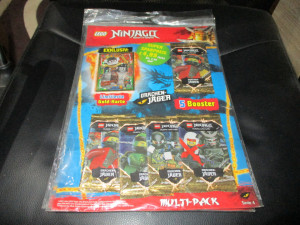 Starter Pack sa 5 punih kesice kartica + zlatna kartica Lego Ninjago Blue Ocean