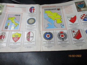 Kompletno popunjen album Amblemi fudbalskih klubova Panini