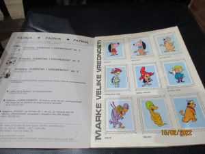 Kompletno popunjen album Smehotresna olimpijada Hanna-Barbera Jež