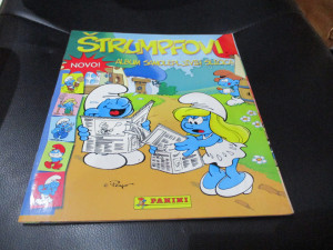 Kompletno popunjen album Štrumpfovi Panini