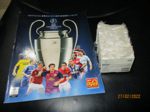 Prazan album i kompletan set Liga šampiona 2011-2012 Panini