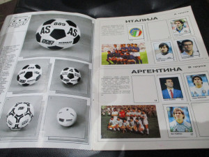 Album Zvezde mondijala 90 Italia 90 Politikin zabavnik