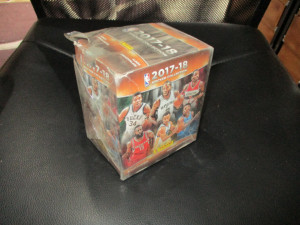Puna kutija NBA Basketball 2017-2018 Panini