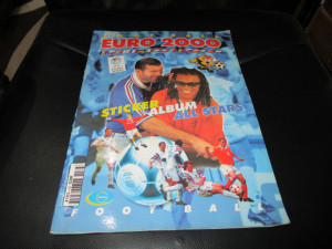 Kompletno popunjen album EURO 2000 Gross