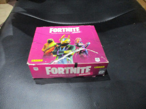 Puna kutija Fortnite Reloaded Panini