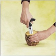 Ustensilă pentru ananas