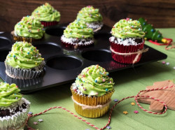 Forma muffin 12 buc cu invelis non-stick Lukrecja