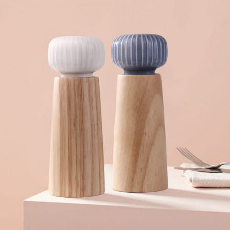 Set de 2 rasnite pentru sare si piper HAIPUSEN, lemn/ceramica, natur/alb/mov, 17,5 x 6 cm