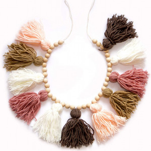 Ghirlanda decorativa Decocove, bumbac/lemn, multicolor, 91 cm