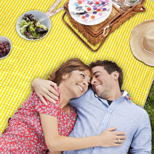 Patura pentru picnic Naapesi, PVC, galben, 150 x 200 cm