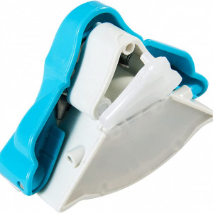 Cutter pentru colturi rotunjite Half Forest plastic/otel inoxidabil, albastru /argintiu, 7 x 7 x 3 cm