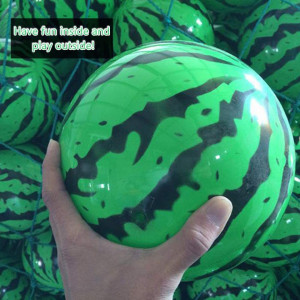Set de 4 mingi pentru plaja cu pompa BESTZY, PVC, verde/negru/rosu, 20 cm