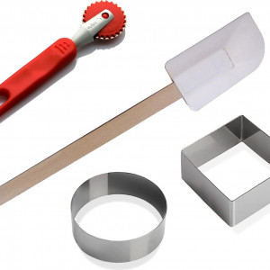 Set taietor, spatula si 2 forme pentru prajituri ZASEVES, otel inoxidabil/plastic, argintiu/alb/rosu