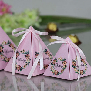 Set de 50 cutii pentru marturii KMERCE, carton, roz, 7,2 x 7,2 x 8 cm