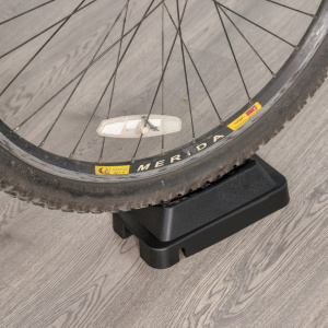 HOMCOM 5661-0061- Suport rola pentru bicicleta magnetic pentru antrenament acasa, argintiu