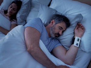 OMRON NIGHTVIEW - tensiometru de incheietura, monitorizare automata noapte/zi (tip holter)
