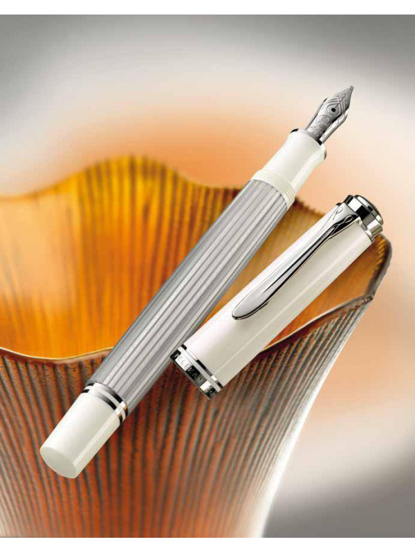 STILOU SOUVERAN M405 PENITA F DIN AUR 16K CORP SILVER-WHITE ACCESORII PLACATE CU ARGINT