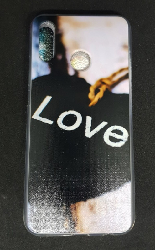 Capa de telemóvel com Love