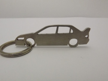Porta Chaves em inox com silhueta de Mitsubishi EVO