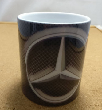 Caneca com Mercedes