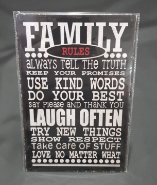 Chapa decorativa com Family