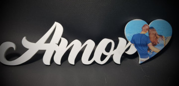 Palavra Amor em Acrílico - Com foto personalizada
